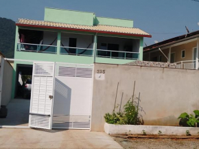 Casa terria praia sol e mar maranduba Ubatuba
